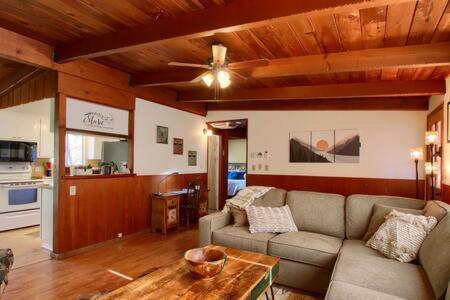 Orange Door Electric Fireplace Bbq Oakhurst
